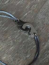 【送料無料】ブレスレット　アクセサリ—　シルバーブレスレットスチールグレーサテンコードsilver bracelet handcuffs steel grey satin cord