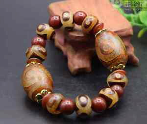 �y���������z�u���X���b�g�@�A�N�Z�T��?�@�r�[�Y�u���X���b�g�`�x�b�gdzi bead bracelet tibet old three eye dzi agate hand string original stone ornam