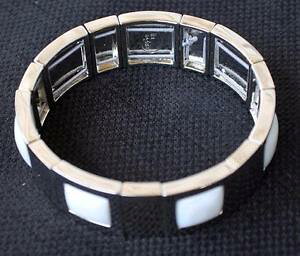 yzuXbg@ANZT?@kG{\tBAnuevo firmado lia sophia acero tono perlas blancas del mar pulsera puo elstico