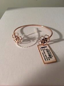 yzuXbg@ANZT?@hebhx[J[[YS[hg[WFbgGit[Jt65 ted baker rose goldtone jet enamel flower cuff a200