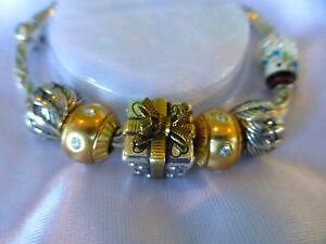 �y���������z�u���X���b�g�@�A�N�Z�T��?�@�u���C�g���N���X�}�X�{�b�N�X�u���X���b�g�Z�b�gbrighton nwt christmasholiday create your own charm bracelet set with box