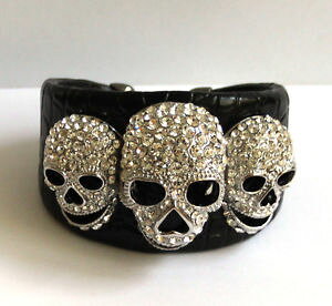 �y���������z�u���X���b�g�@�A�N�Z�T��?�@�o�g���[�E�B���\���N���X�^���X�J�����U�[butler amp; wilson clear crystal three skull leather armspange