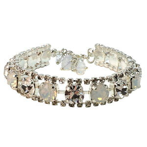 �y���������z�u���X���b�g�@�A�N�Z�T��?�@�u���C�_�����C���X�g�[���X�����t�X�L�[�J�t�N���A�u���X���b�gbridal rhinestone clear chaton cuff bracelet with crystals from swarovski