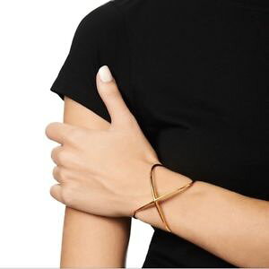 yzuXbg@ANZT?@GUxXWF[YS[hJtnwt elizabeth and james gold windrose cuff