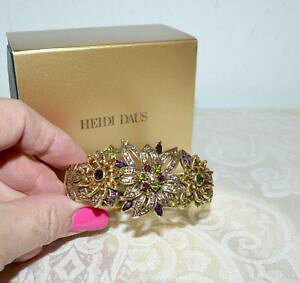 �y���������z�u���X���b�g�@�A�N�Z�T��?�@listing250heidi daus merci beaucoup�X�����t�X�L�[cuff�u���X���b�g listing 250 heidi daus merci beaucoup swarovski crystal cuff bracelet