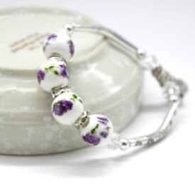 【送料無料】ブレスレット　アクセサリ—　ブレスレットbracelet pearls from chinese jingdezhen porcelain white violet colored flowers