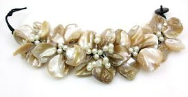 【送料無料】ブレスレット　アクセサリ—　ベージュパールシェルビーズカフブレスレットジュエリー5 beige flower mother of pearl shell beads cuff bracelet 8 jewelry women aa227