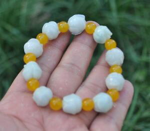 �y���������z�u���X���b�g�@�A�N�Z�T��?�@100a�G�������h�Pbracelet���[�^�X certified 100 natural a emerald jade ~bracelet lotus flower