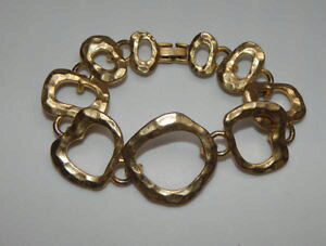 yzuXbg@ANZT?@S[h\tBAuXbg}bgS[hg[T[NNuXbggold lia sophia bracelet matte gold tone circle link bracelet signed