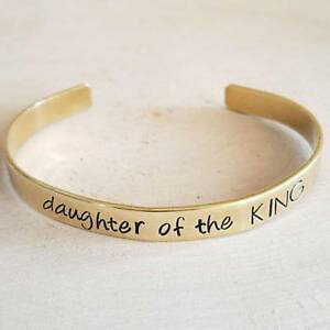 �y���������z�u���X���b�g�@�A�N�Z�T��?�@�u���X���b�g�L���O�}���g���J�texpressions bracelets daugther of the king mantra cuff