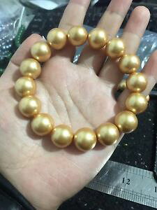 �y���������z�u���X���b�g�@�A�N�Z�T��?�@���[�V�F���p�[���u���X���b�g16mm 3 row shell pearl bracelet