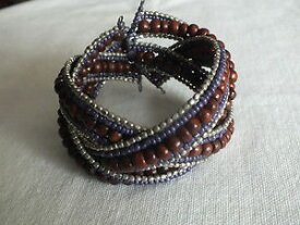 【送料無料】ブレスレット　アクセサリ—　カフラップブレスレットシルバービーズワイドワウbeautifu cuff wrap bracelet silver tone wood purple beads 1 12 wide wow