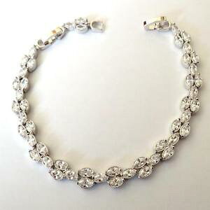 yzC^A@uXbg@ejXuXbgVo[J[bracciale tennis donna colore argento con zirconi bianchi ovali 112 v