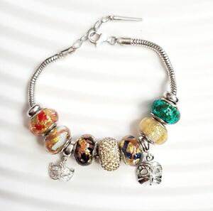 yzC^A@uXbg@[my_g}XNJtKXxl`AvOC^Ar[Y7 bracciale perline di vetro di murano 2 ciondoli maschera con tappi veneziana italia