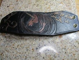 【送料無料】メンズブレスレット　リアルレザーユニコーンカフハンドカットユニークレザーアートreal leather unicorn cuff, hand cut tooled, unique, leather art