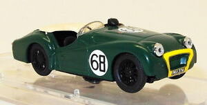�y���������z�͌^�ԁ@�X�|�[�c�J�[�@���f���X�P�[�����f���J�[vitesse models 143 scale model car triumph tr3a 195861 green