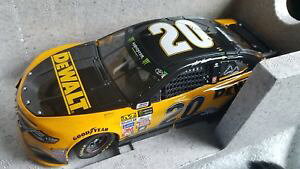 �y���������z�͌^�ԁ@�X�|�[�c�J�[�@�}�b�g���J����matt kenseth 20 dewalt last ride 2017 camry 124 1 of 685
