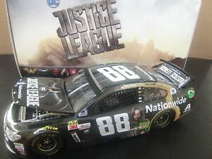 yz͌^ԁ@X|[cJ[@fCA[n[gWjA[OX^[GiW[Jbvdale earnhardt jr 2017 justice league 88 124 nascar monster energy cup