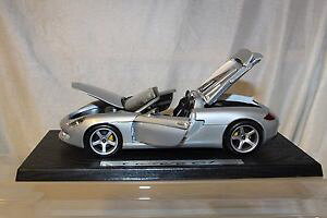 【送料無料】模型車 スポーツカー x3*マイストモデル*ポルシェカレラgt31622* mint**x 3 * maisto promotional model * porsche carrera gt convertible 31622 * mint * collectors