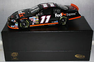 �y���������z�͌^�ԁ@�X�|�[�c�J�[�@nascar denny hamlin 2007action 124 fedex express ownerselite rookie mintnascar denny hamlin 2007 action 124 fedex express