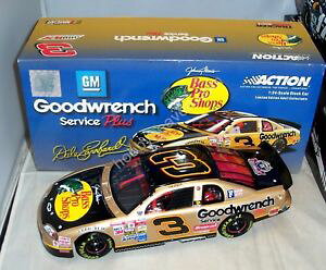 �y���������z�͌^�ԁ@�X�|�[�c�J�[�@124 action rcca club199820033 goodwrench bass pro shops dale earnhardt sr124 action rcca club 2003 1998 3 goodwrench bass