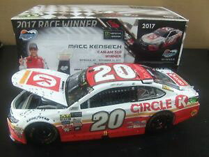 yz͌^ԁ@X|[cJ[@}bgT[NJtFjbNXX^[GiW[matt kenseth 2017 circle k camry phoenix win 124 nascar monster energy 2018