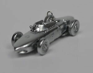 yz͌^ԁ@X|[cJ[@tF[fBmXP[tHferrari dino f1 year 1961 scale 197 von cmc limited edition 14065000