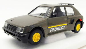 yz͌^ԁ@X|[cJ[@u[S124_CJXgfJ[1518svW[205^[{[VOJ[burago 124 scale diecast model car 1518s peugeot 205 turbo racing car grey