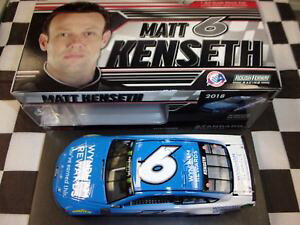 �y���������z�͌^�ԁ@�X�|�[�c�J�[�@�}�b�gkenseth6�E�B���_��2018�A�N�V����124nib nascarmatt kenseth 6 wyndham rewards 2018 fusion action 124 scale car nib nascar