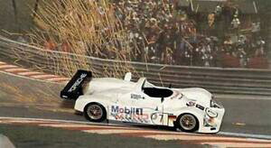 yz͌^ԁ@X|[cJ[@|VF}tffporsche lmp 1 le mans 7 1998 trofeu 143 tf1302 model