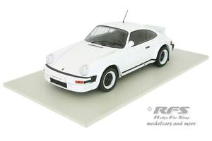 yz͌^ԁ@X|[cJ[@|VFJo[Wlbg[Nporsche 911 sc carrera 1982 plain boday version white 118 ixo 18cmc007