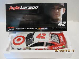 �y���������z�͌^�ԁ@�X�|�[�c�J�[�@���^�[�Q�b�g�i�C�g listingkyle larson 2014 42 target night liquid color 124