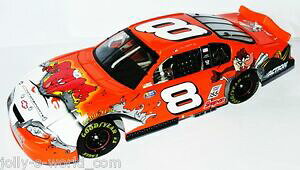 �y���������z�͌^�ԁ@�X�|�[�c�J�[�@8 chevy nascar 2002�f�C���A���n�[�gjr 1248 chevy nascar 2002 looney tunes rematch dale earnhardt jr 124