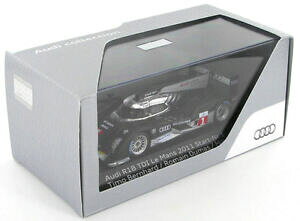 yz͌^ԁ@X|[cJ[@AEfBr18 tdi12011143AEfBaudi r18 tdi 1 le mans 2011 143 audi promo