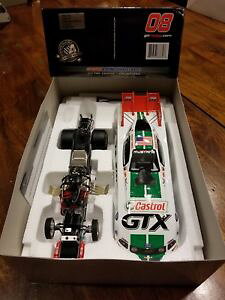 �y���������z�͌^�ԁ@�X�|�[�c�J�[�@�A�V�����[�t�H�[�X���X�^���Oashley force castrol gtx 2008 mustang 124 funny car nib 1 of 6,402