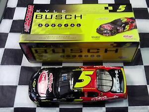 yz͌^ԁ@X|[cJ[@JCubVeJANVXP[N}kyle busch 5 delphi 2006 monte carlo action 124 scale car 112114 nascar