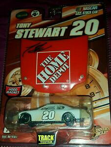 yz͌^ԁ@X|[cJ[@gj[X`[gt[h}Olbgjbvf|2007 winners circle 20 tony stewart home depot with hood magnet nip