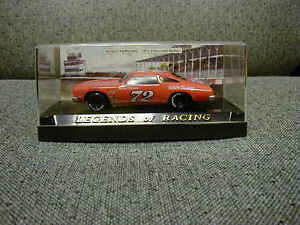 yz͌^ԁ@X|[cJ[@[VOxj[p[\YXP[fnascar legends of racing benny parsons 143 scale model