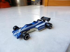 【送料無料】模型車 スポーツカー ブラバムf1 no2322 parmalat155バトンガールフランシアf1 miniatura juguete antiguobrabham f1 n232 2 parmalat 155 majorette francia f1 miniat