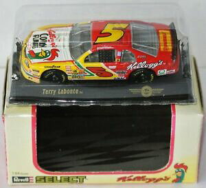 【送料無料】模型車 スポーツカー #シボレーケロッグコーンフレークテリー5 chevy nascar 1998 * kelloggs corn flakes * terry labonte 164 revell