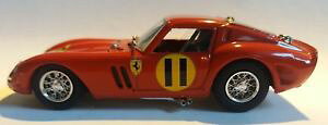 yz͌^ԁ@X|[cJ[@{bNXtF[bhtF[h[J[box 8409 ferrari gto 1963 red no 11 ferraris dream car