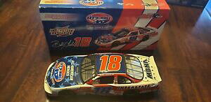 �y���������z�͌^�ԁ@�X�|�[�c�J�[�@�{�r�[���{���e�����[���_�C�J�X�g listingnascar bobby labonte 18 interstate batteries lets roll 2002 diecast car