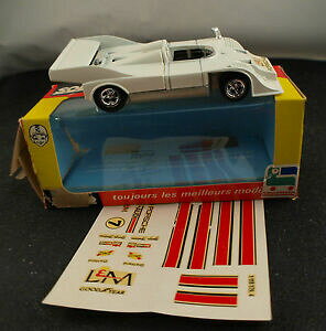 yz͌^ԁ@X|[cJ[@|VFsolido ref18 porsche can am 143 boxedboxed