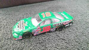 �y���������z�͌^�ԁ@�X�|�[�c�J�[�@�{�r�[���{���e��1999 bobby labonte 18 interstate batteries 124 nascar