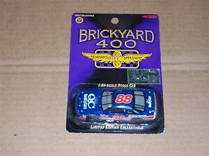 yz͌^ԁ@X|[cJ[@fCWbgubN[hT_[o[hANV