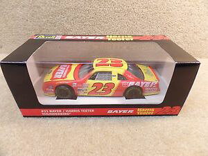 yz͌^ԁ@X|[cJ[@1995x124_CJXgnascar`hoCGnXT_[o[h 1995 revell 124 diecast nascar chad little bayer harris teeter thunderbird