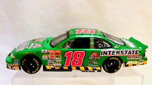 �y���������z�͌^�ԁ@�X�|�[�c�J�[�@2001bobby labonte interstate batteries jurassic park iii nascardiecast352001 bobby labonte interstate batteries jurassic p