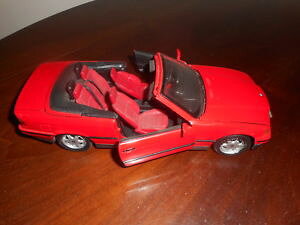 yz͌^ԁ@X|[cJ[@bmw 325i}CXgfJ[uhEbmw 325i cabriolet maisto well preserved model car vintage
