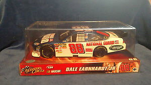yz͌^ԁ@X|[cJ[@2008EBi[YT[NfCAn[gjr124_CJXgnascar2008 winners circle dale earnhardt jr 124 diecast national guard nascar