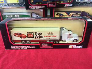 �y���������z�͌^�ԁ@�X�|�[�c�J�[�@�r���e�[�W���X�P�[���`�[���g�����X�|�[�^�[vintage nascar 66 cale yarboraugh team transporter